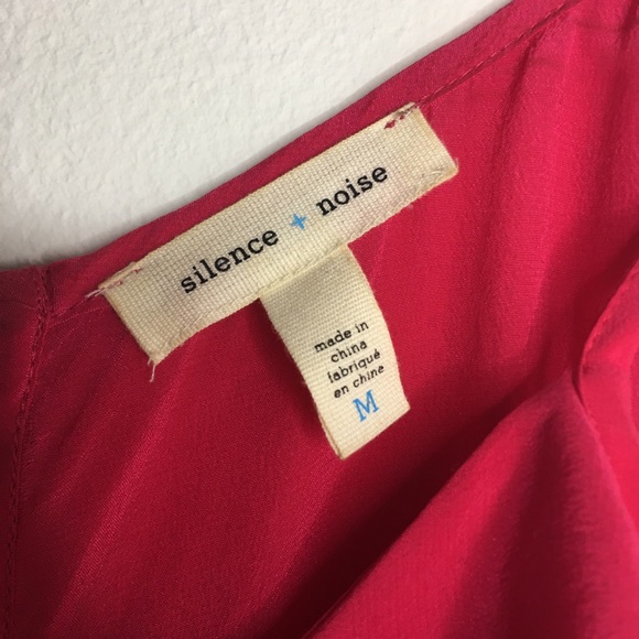 Silence + Noise - 100% Silk Pink Blouse - Medium - Picture 9 of 11